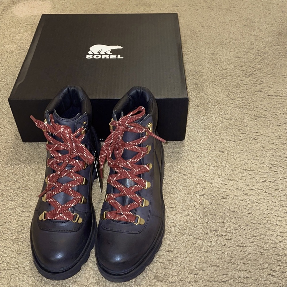 NWT Sorel Lennox Waterproof Hiker Boot Women Size 8 in Original Box